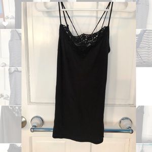 Lace detailed cross-back strappy cami